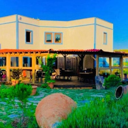 Sukha Inn Hotel&Beach Bozcaada Bagian luar foto