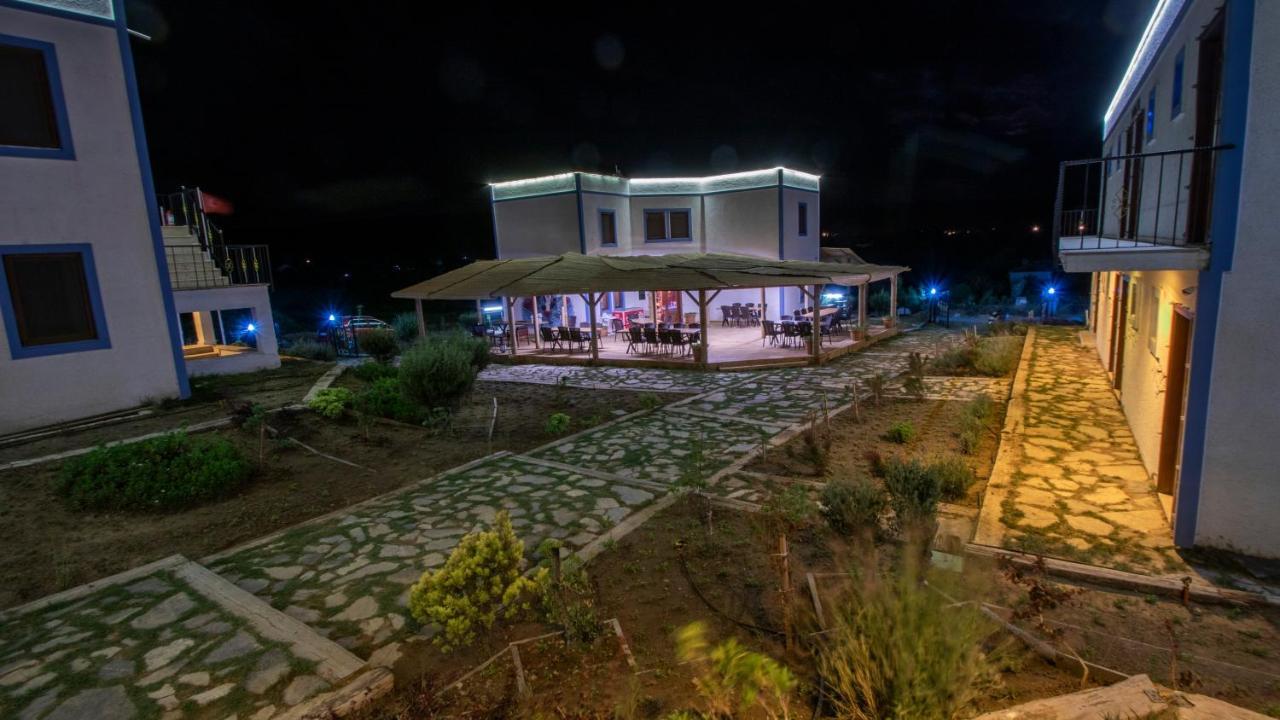 Sukha Inn Hotel&Beach Bozcaada Bagian luar foto