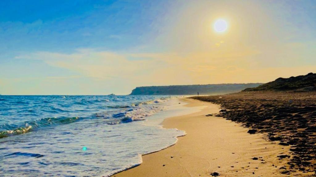 Sukha Inn Hotel&Beach Bozcaada Bagian luar foto