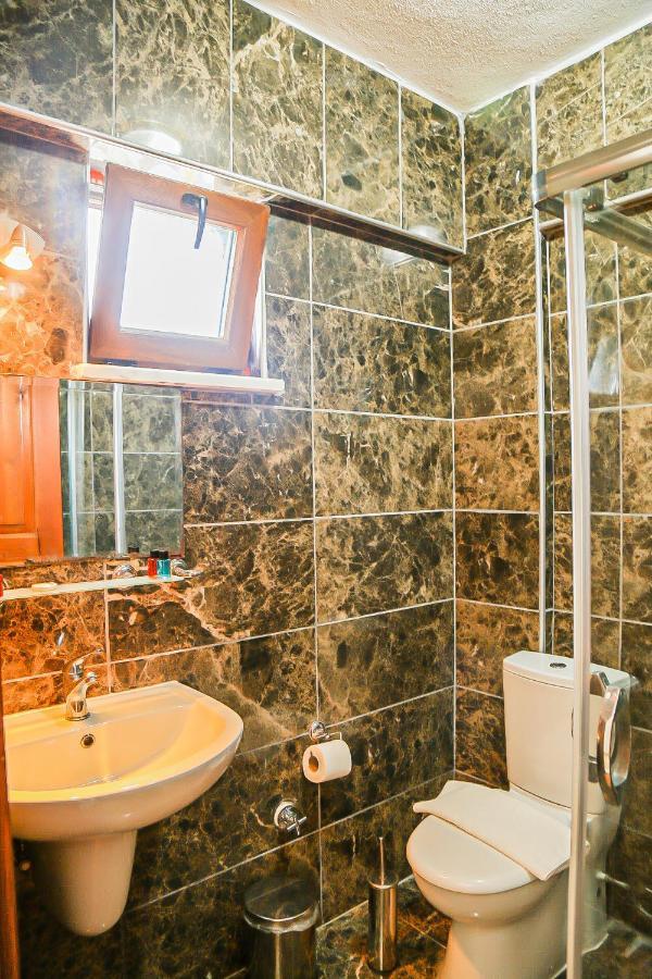 Sukha Inn Hotel&Beach Bozcaada Bagian luar foto