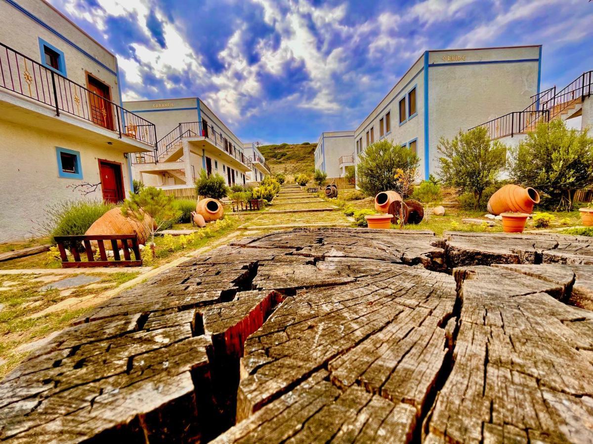 Sukha Inn Hotel&Beach Bozcaada Bagian luar foto