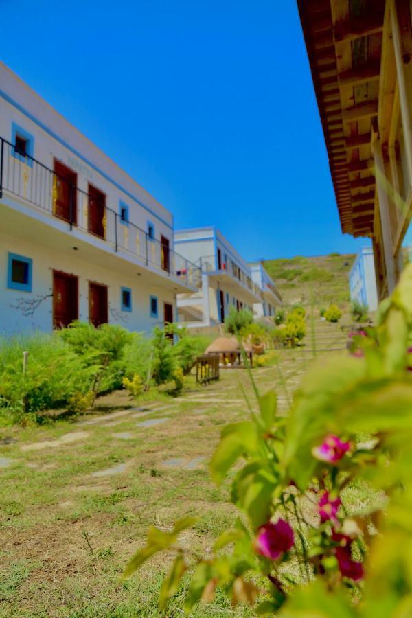 Sukha Inn Hotel&Beach Bozcaada Bagian luar foto