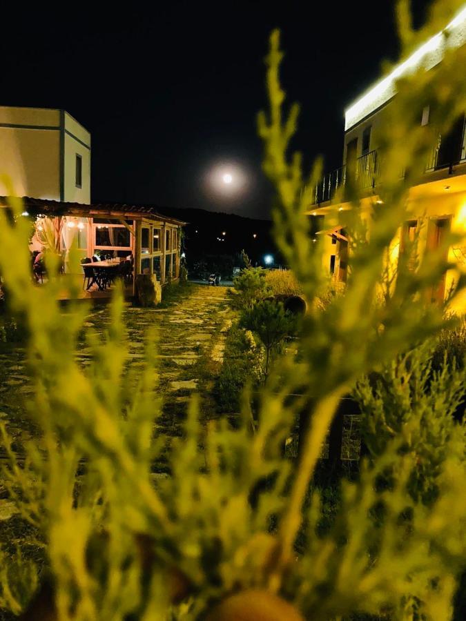 Sukha Inn Hotel&Beach Bozcaada Bagian luar foto